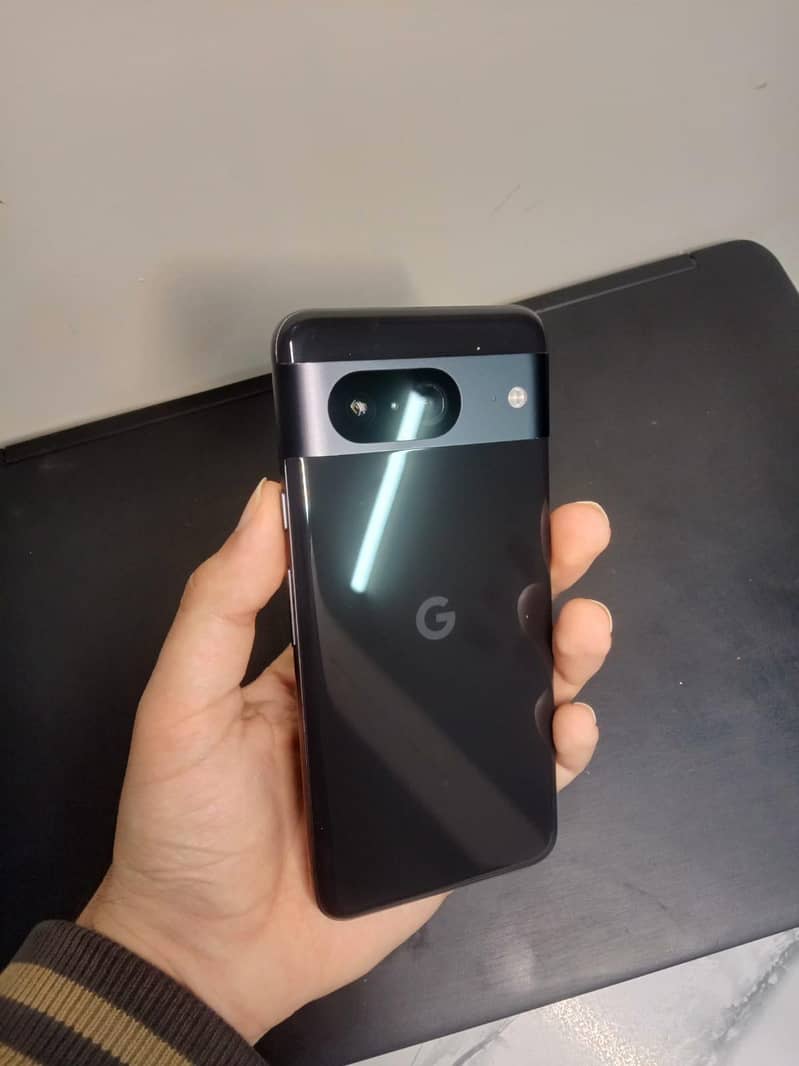 Google Pixel 8 1