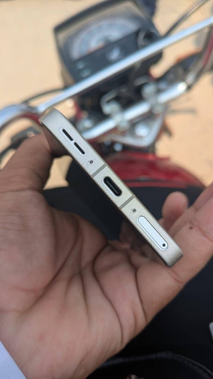 One Plus 13R 1