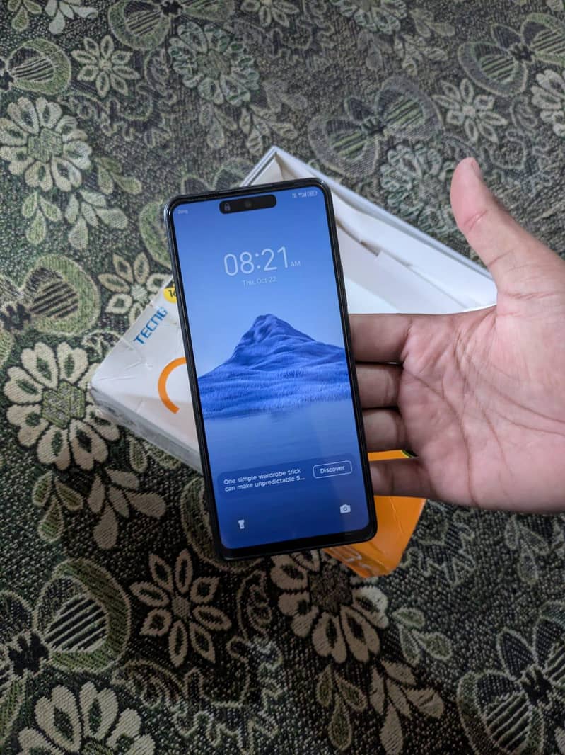 Tecno Spark 20 pro 2