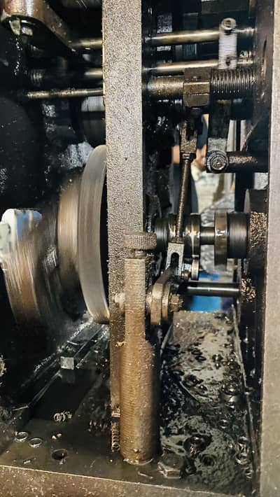 Spring machine making holder spring