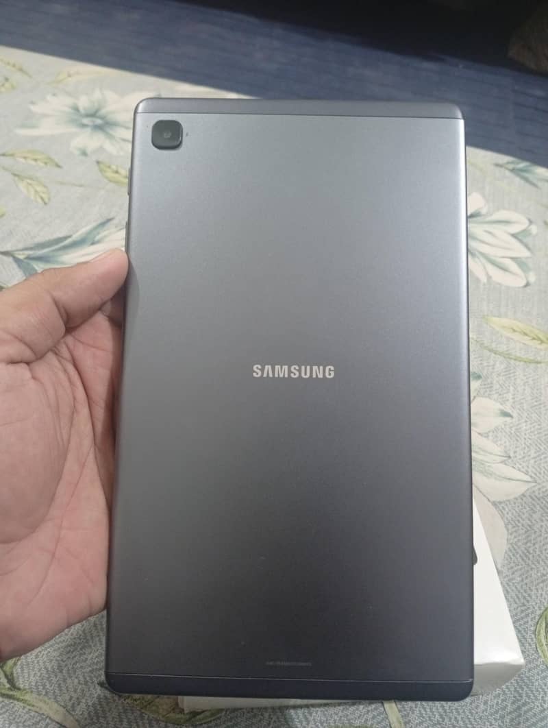 Samsung A7 lite Tablet 4
