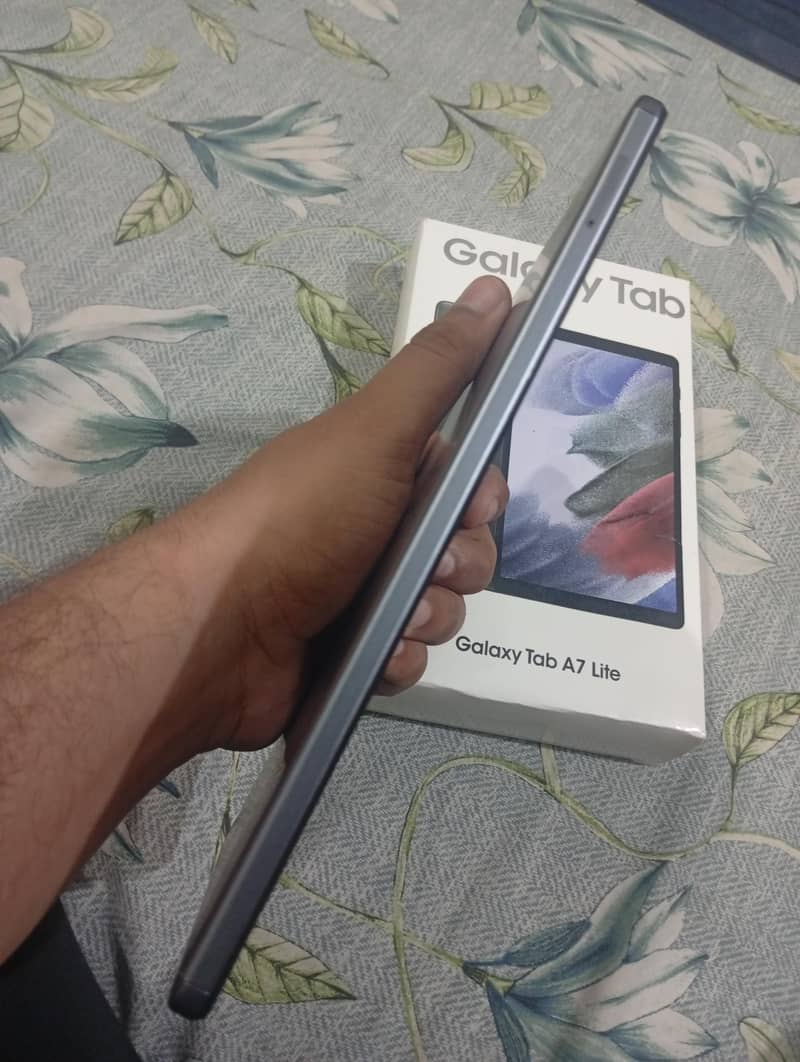 Samsung A7 lite Tablet 5