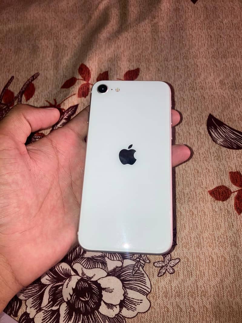 Apple iPhone SE 0