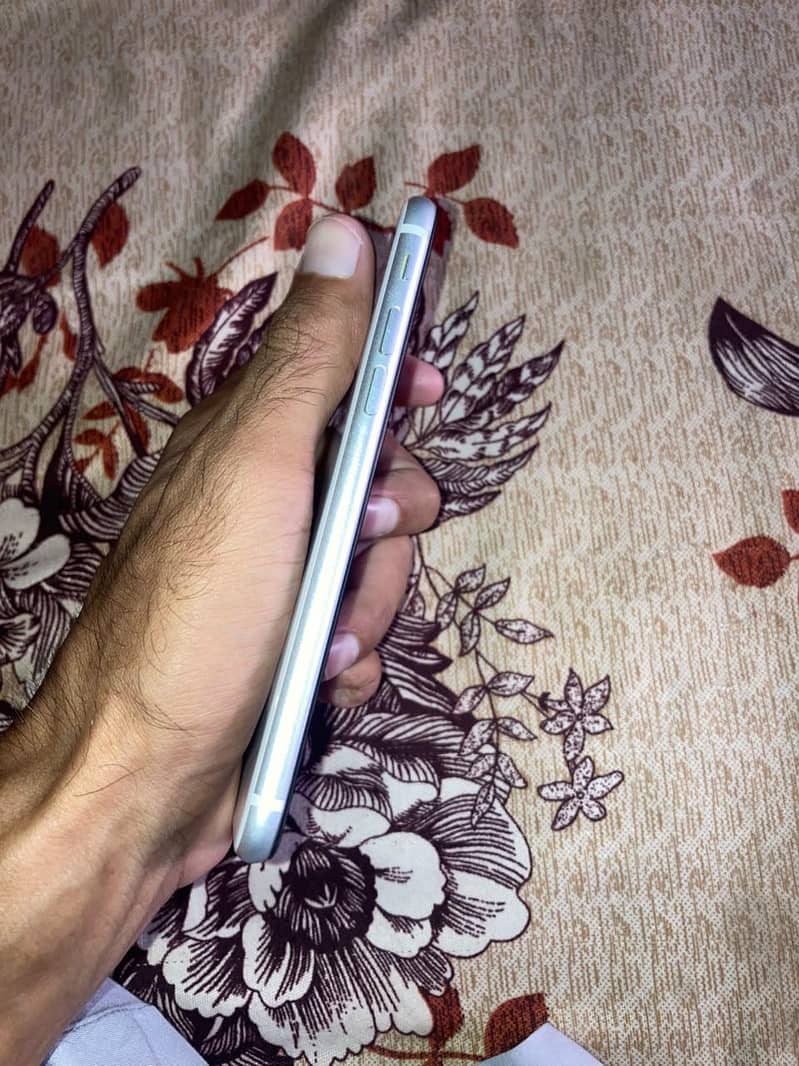 Apple iPhone SE 1
