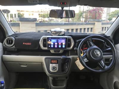 Toyota Passo XLS package (top of the line) model 2017 registered 2021