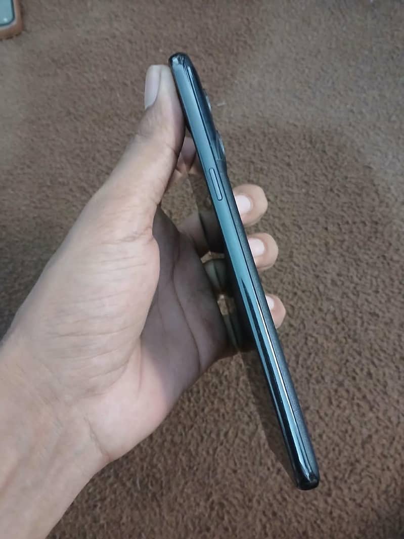 One Plus 10T 1