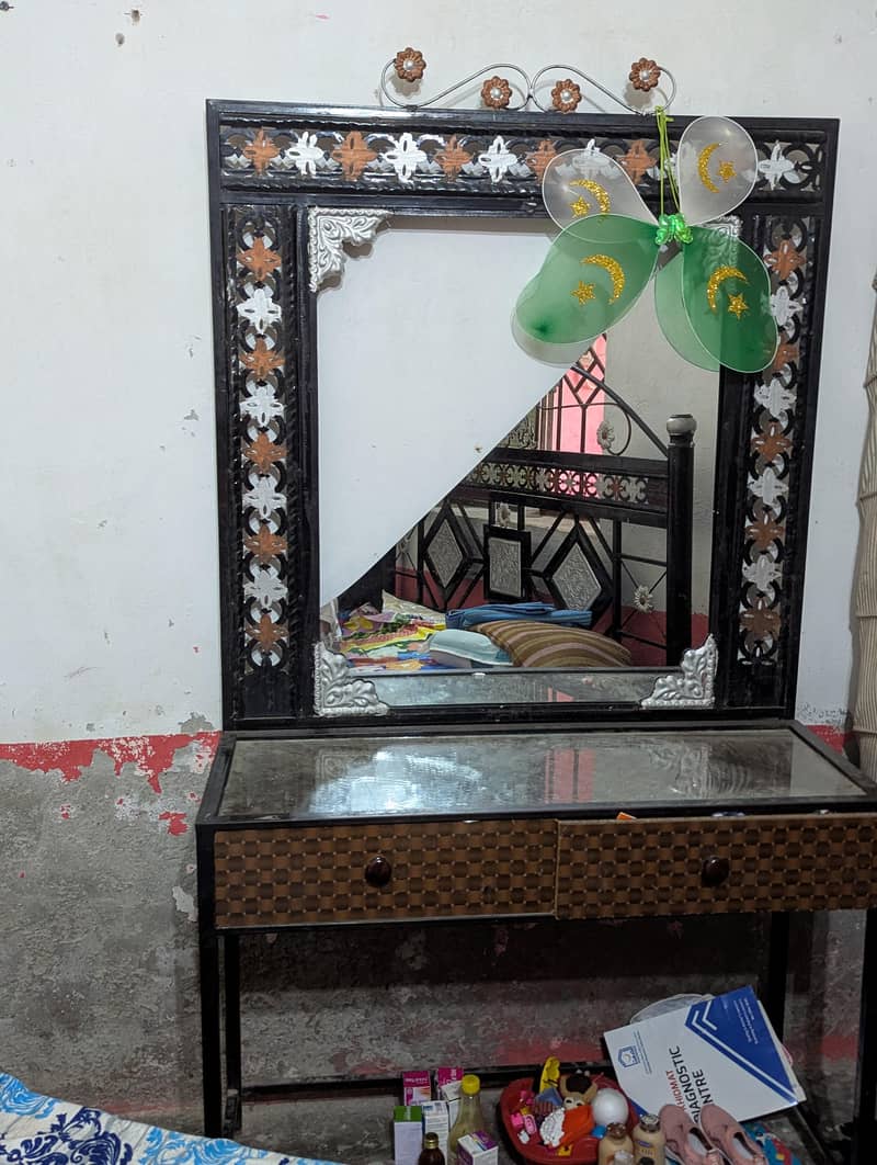 Dressing Table 1