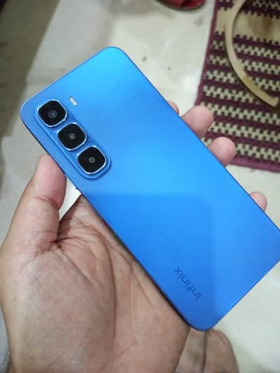 Infinix hot 60i 6/128. glass changed. only set available