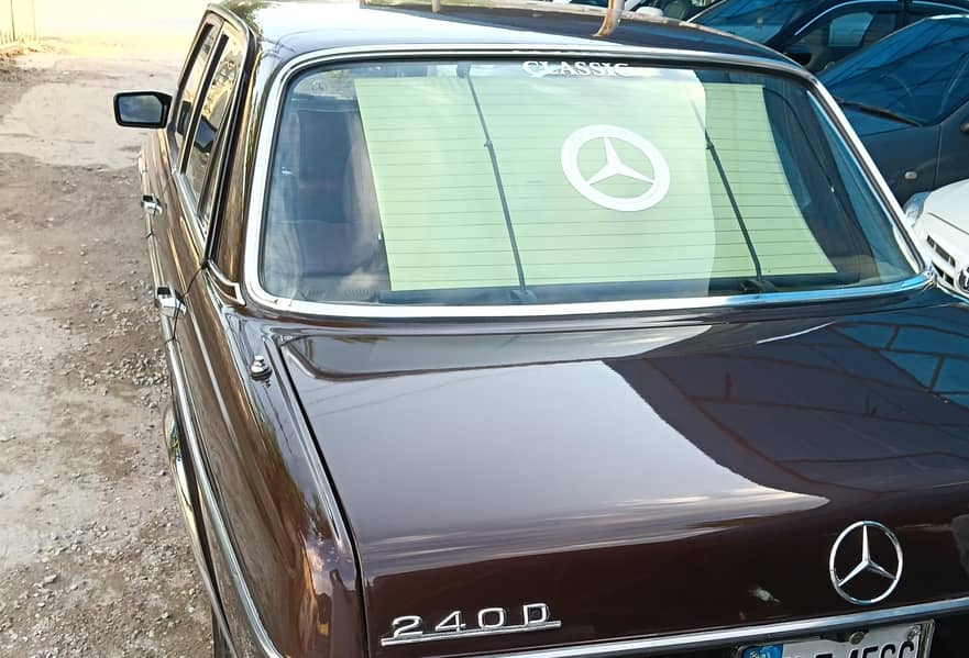 Mercedes E Class 1983 4