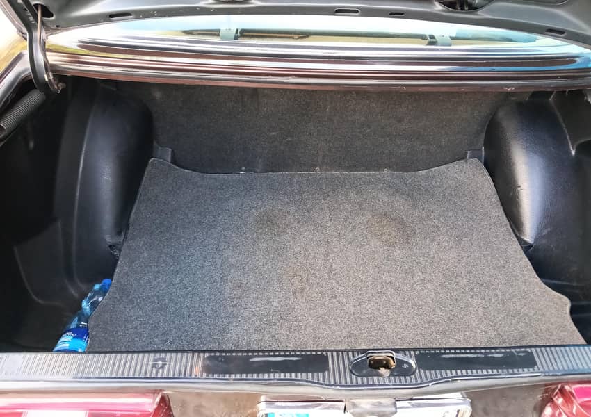 Mercedes E Class 1983 5