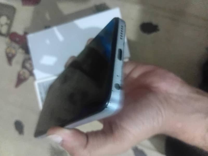 Tecno 2c 4/128 2