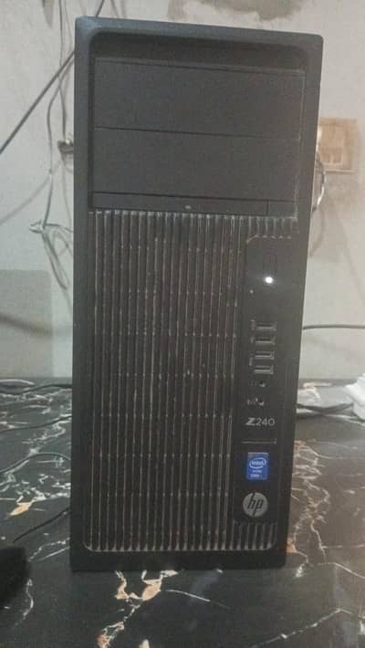 HP. Z240