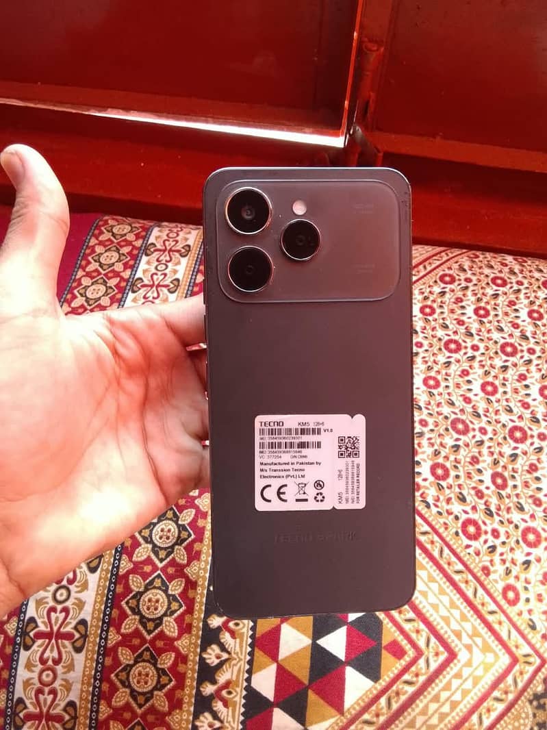 Tecno Spark 40 7