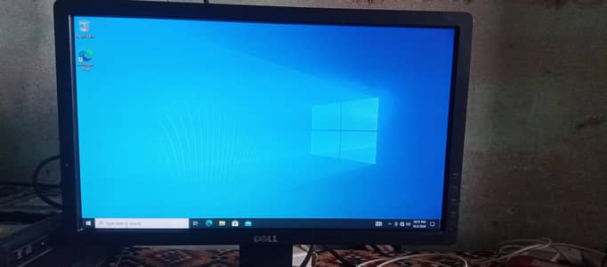 14 15 in LCD sell no fault ni issues