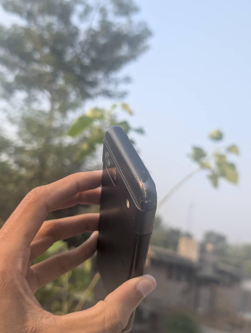 Google Pixel 8a 4