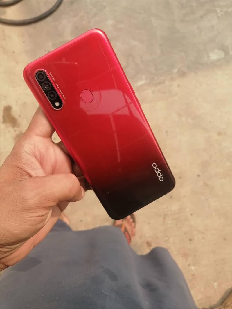 OPPO A31 0