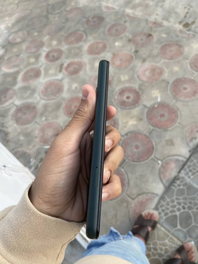 Google Pixel 5a 0