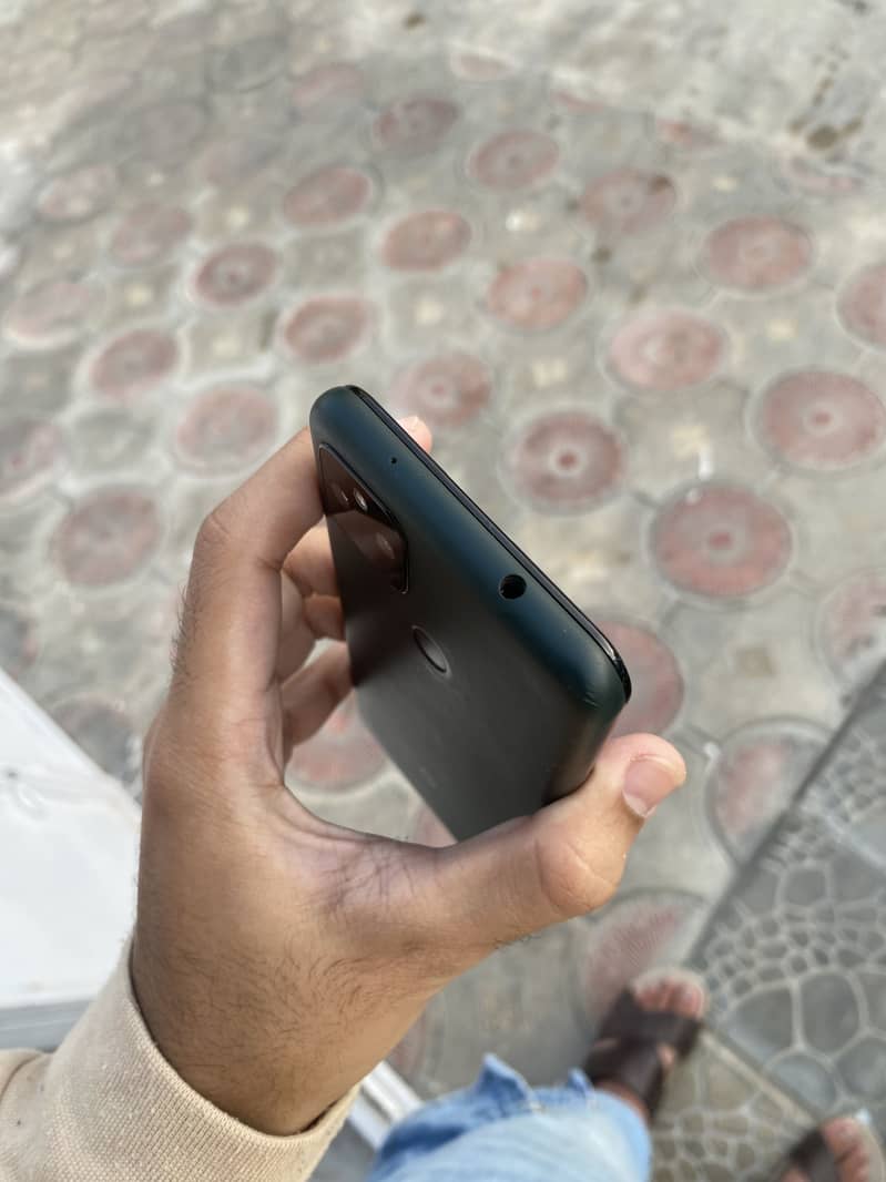 Google Pixel 5a 3