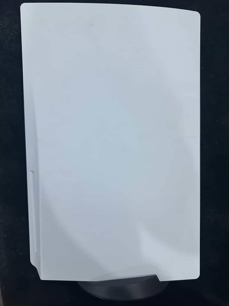 PS5 WITH BOX BEST CONDITION 3