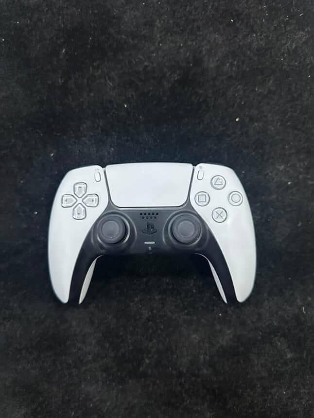 PS5 WITH BOX BEST CONDITION 5
