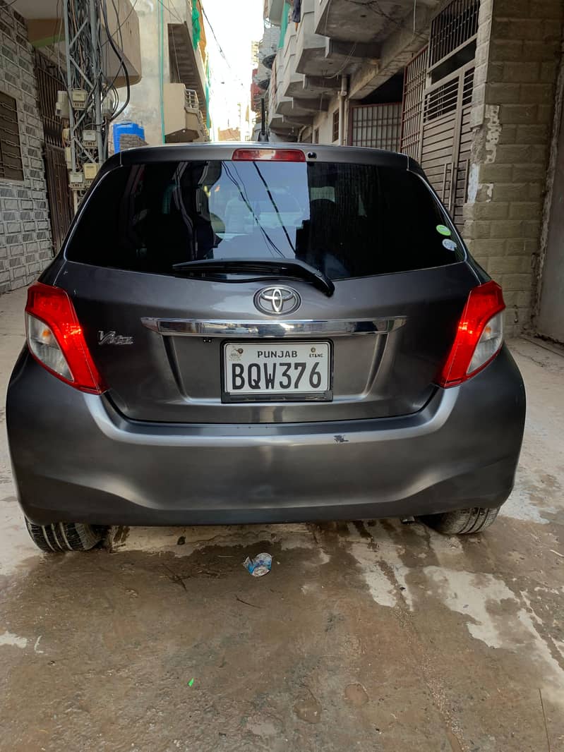 Toyota Vitz 2012 1