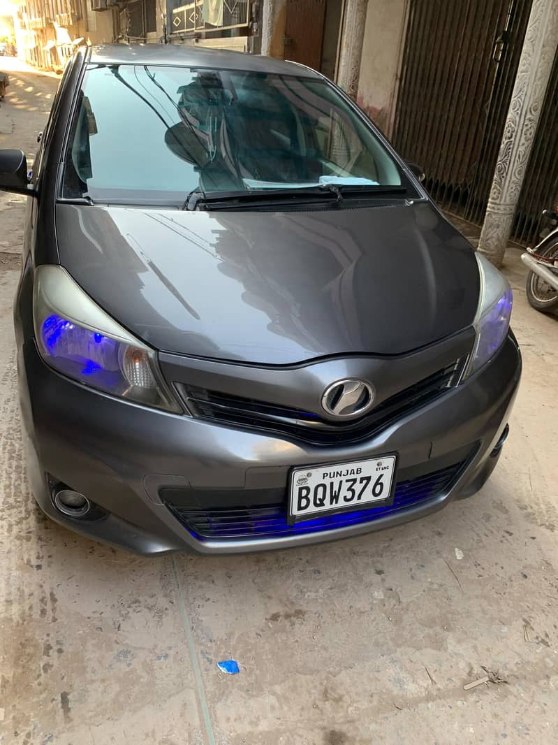 Toyota Vitz 2012 2