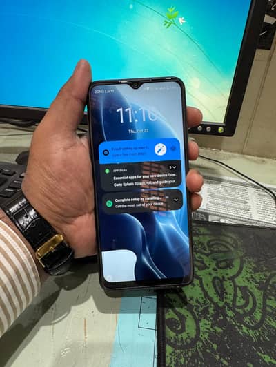 Realme C35