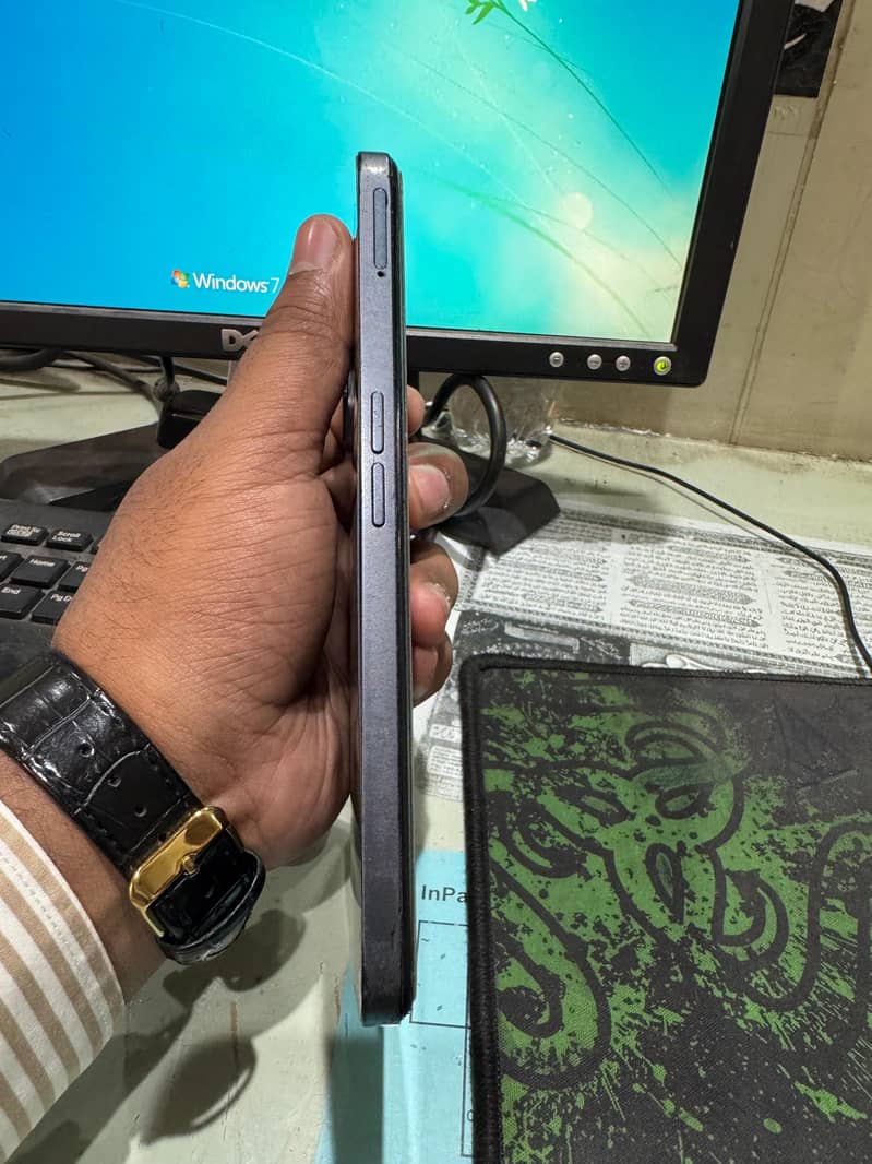 Realme C35 3
