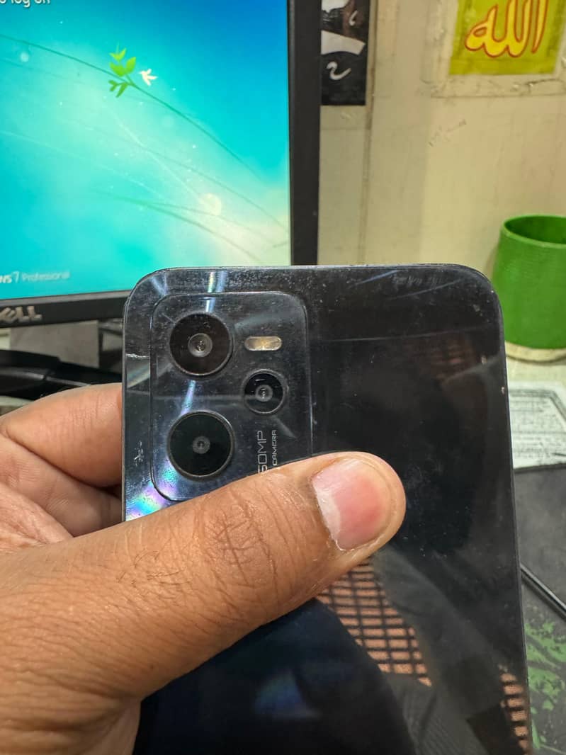 Realme C35 6