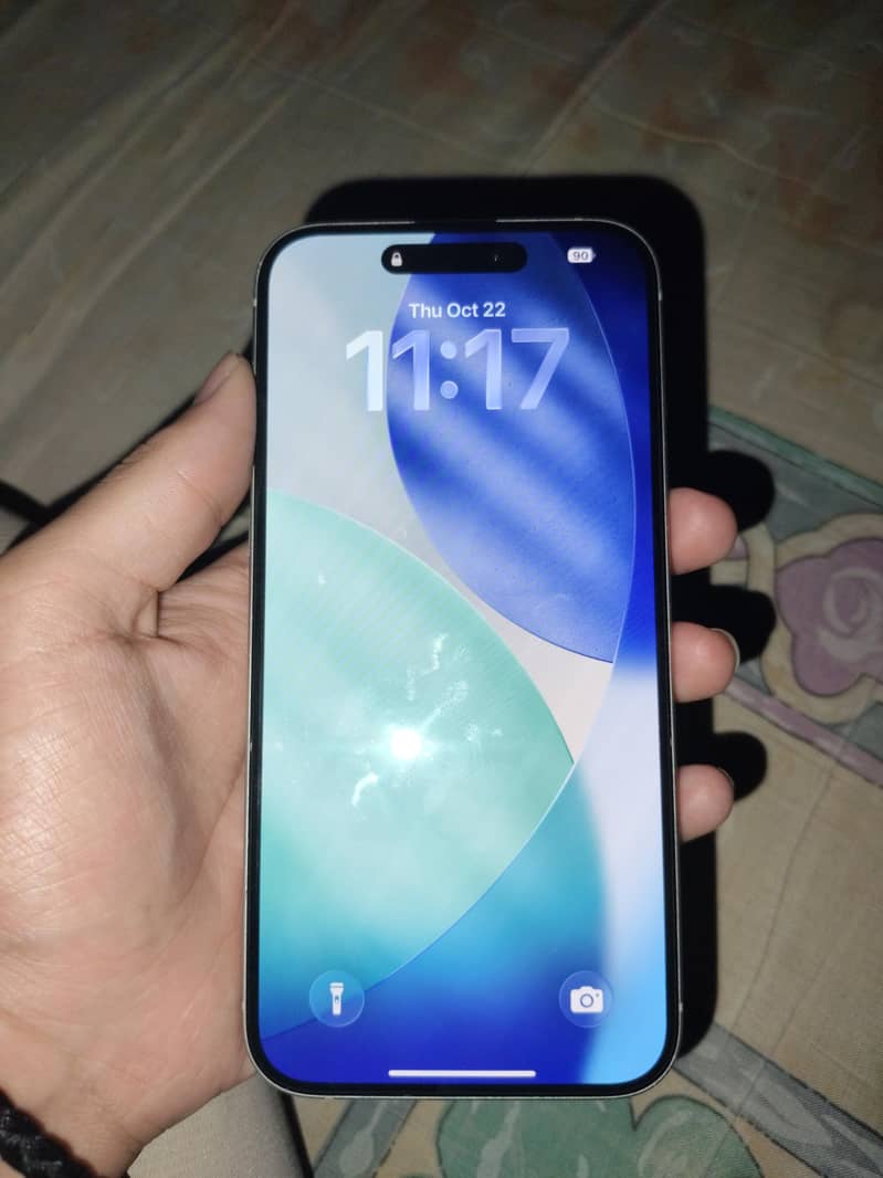 Apple iPhone 15 plus 4