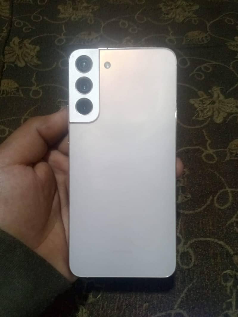 Samsung Mobile S22 Plus 3
