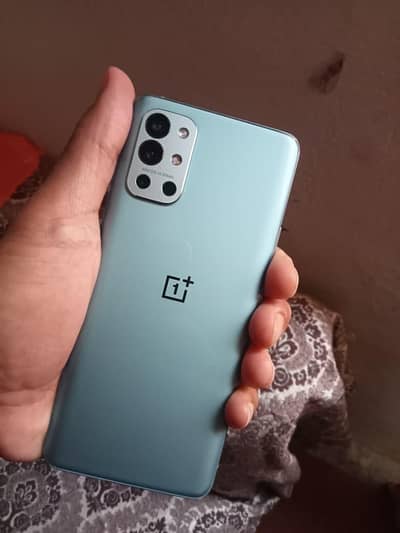 OnePlus 9r 8gb 128gb 1 Line  10/10 Not Open Repair
