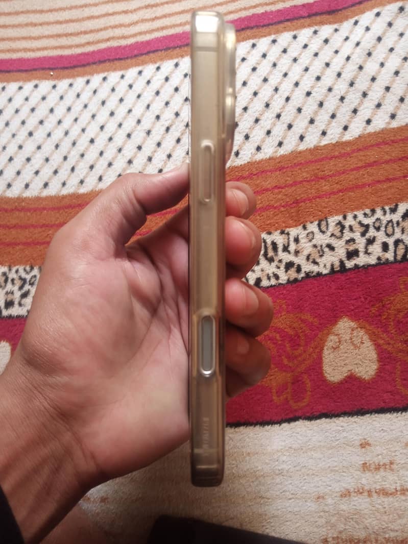 Apple iPhone 17 Pro Max 5