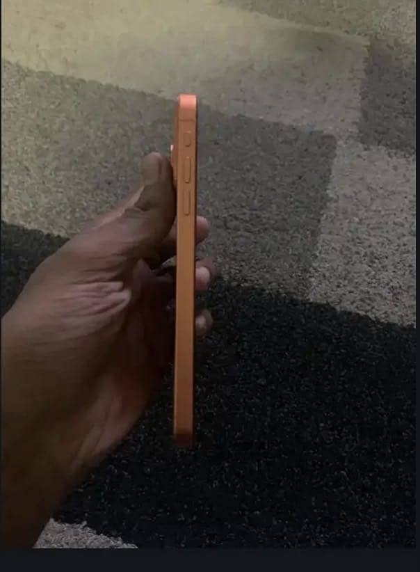 Apple iPhone XR 1