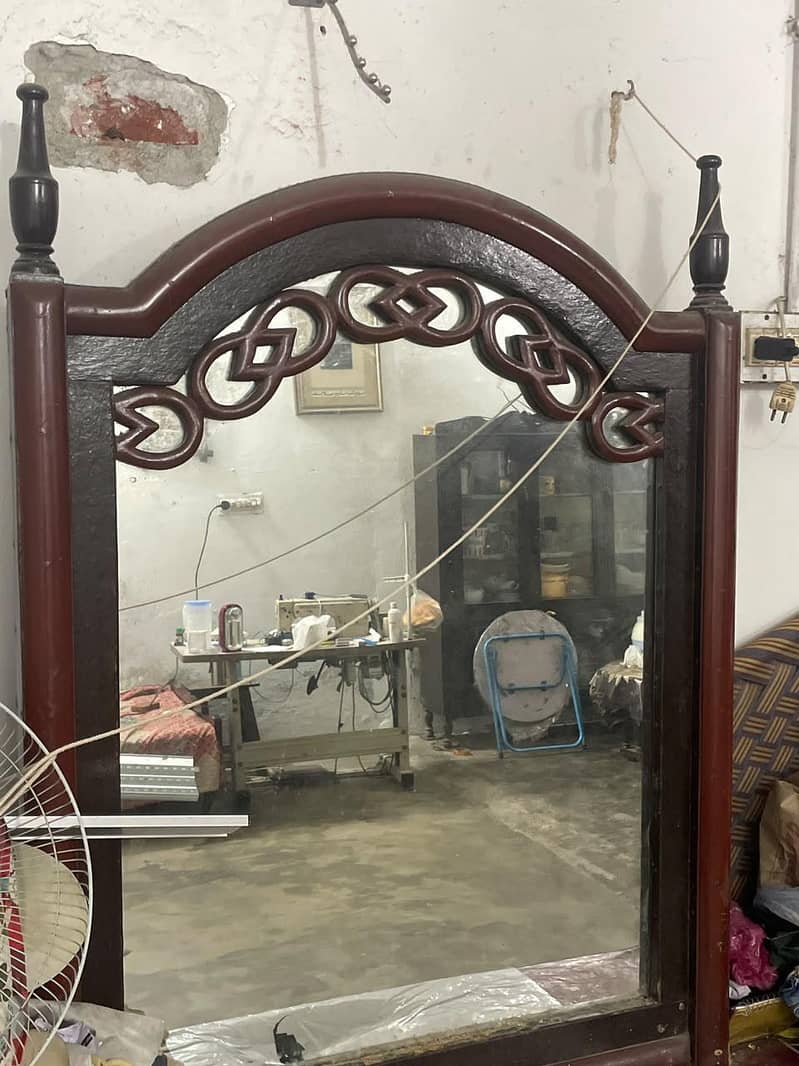 Dressing table rough condition 2