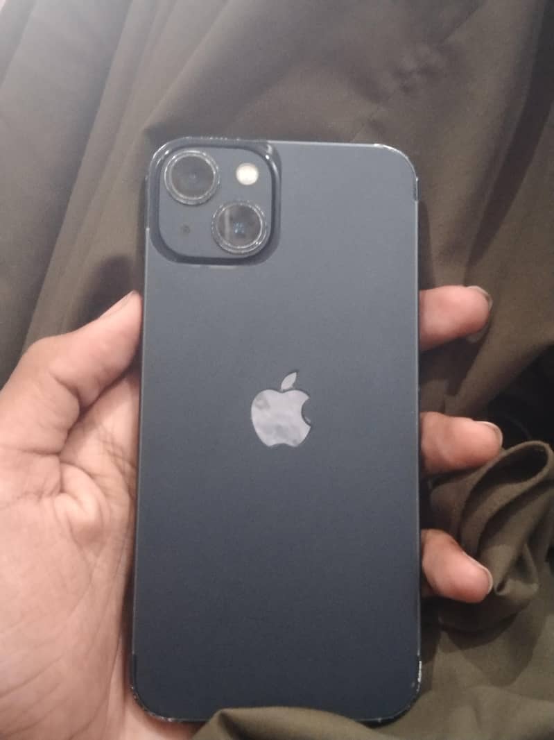 Apple iPhone 13 0