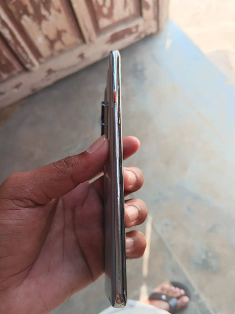 Tecno CAMON 40 Pro 2