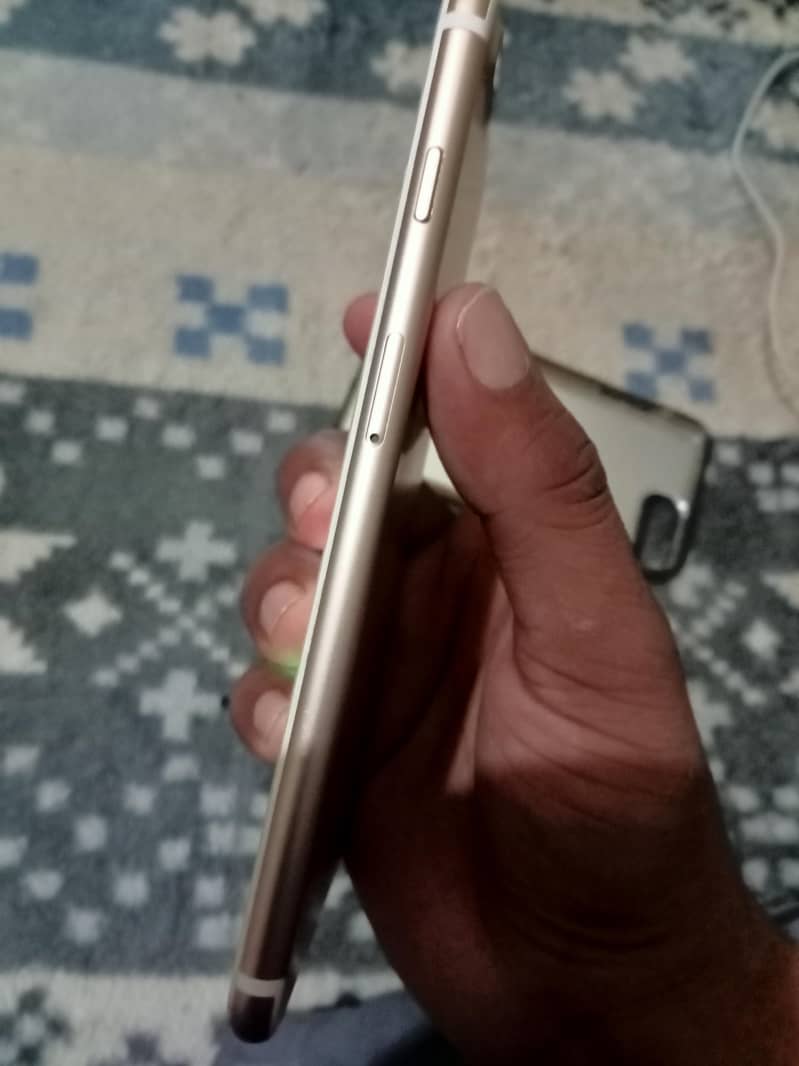 Apple iPhone 7 Plus Urgent sale 3