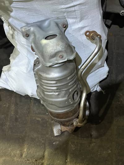 Honda genuine FC6/civic x catalytic converter imported