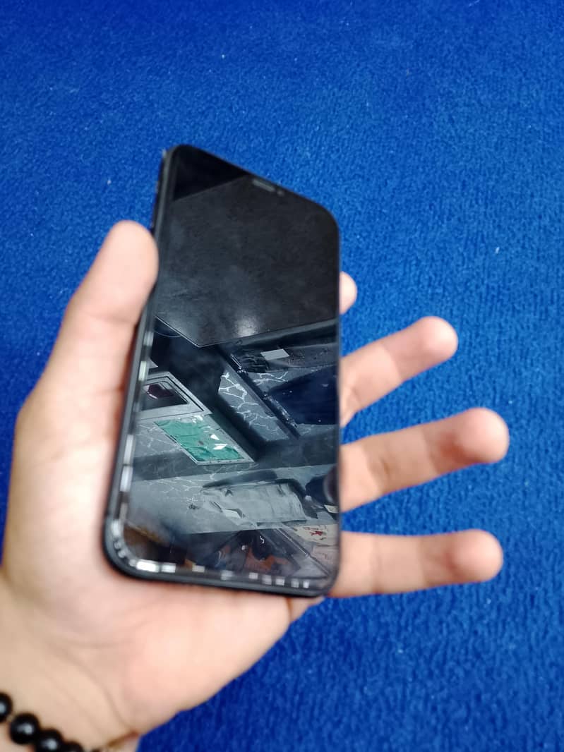 Apple iPhone 11 2