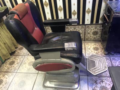 Saloon chairs in good condition