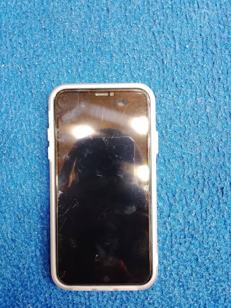 Apple iPhone 11 5