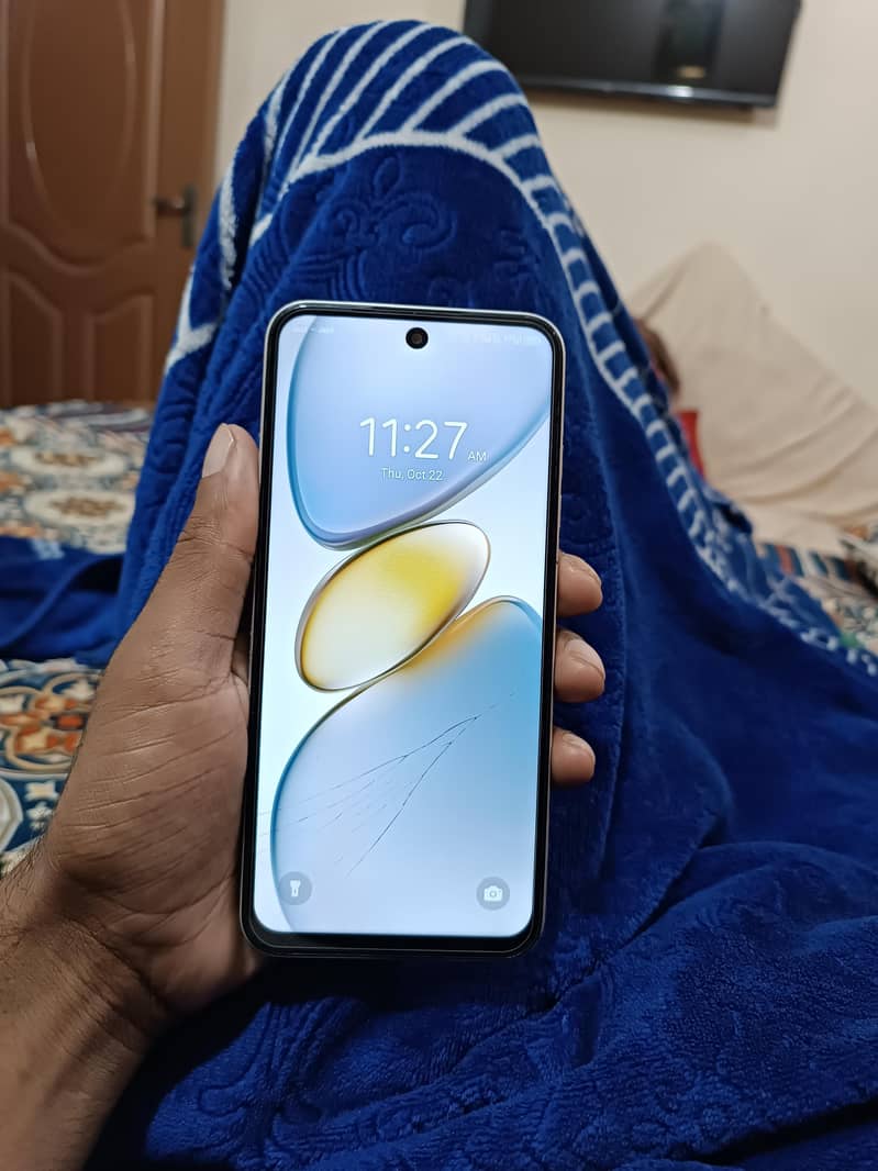 Tecno Spark Go 1 3