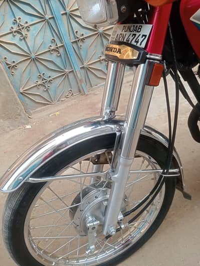 honda 125 2023  in lush mint condition