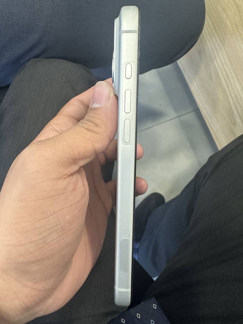 Apple iPhone 17 Pro Max 1