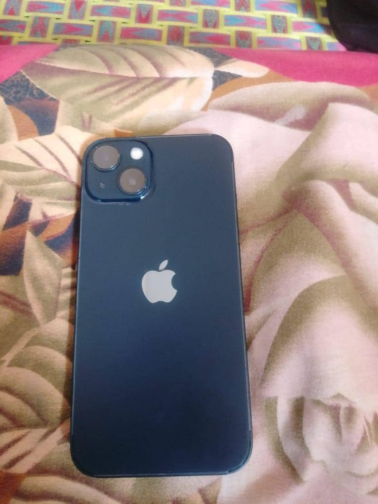 Apple iPhone 13 0