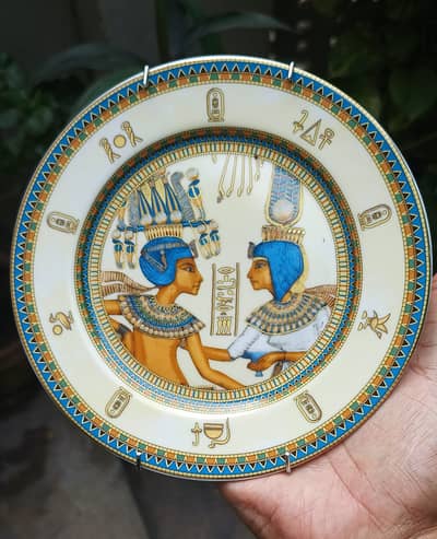 Imported Wall Hanging Plates and Showpiece.