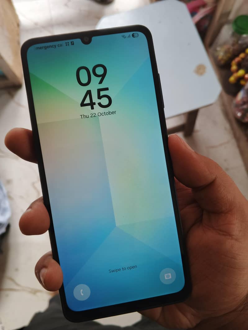 Samsung Mobile A06 0