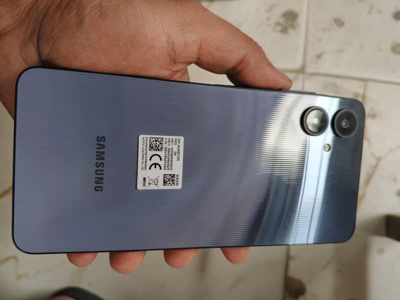 Samsung Mobile A06 1