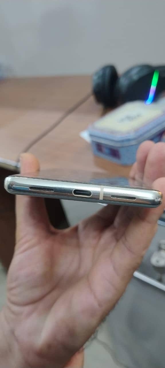 Google Pixel 7 Pro 4